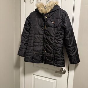 Tommy Hilfiger Black Puffer Jacket with Faux Fur Hood size XL (16)